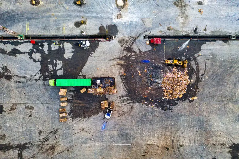 华中地区建筑地下室防水施工中自粘卷材与防水涂料的联合应用方案